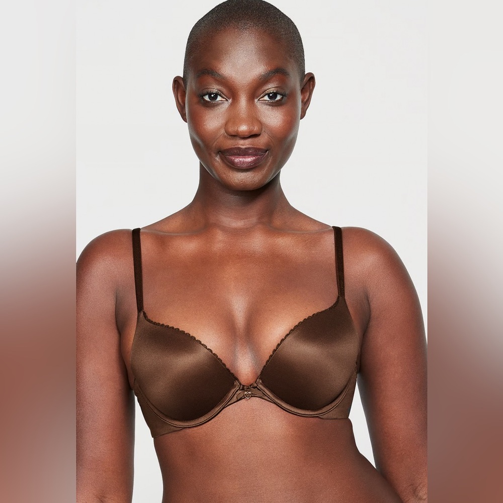 NWT Victoria’s Secret Push-Up Smooth Bra